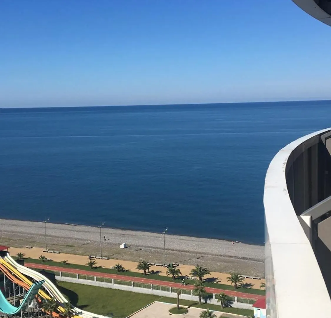 D&D Sea View First Line Apartments Batumi