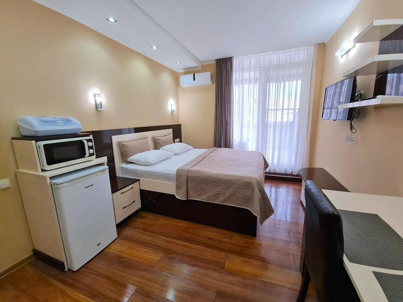 D&D Sea View First Line Apartments Batumi 0*,