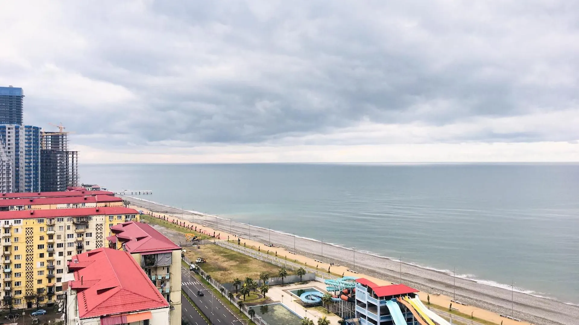 D&D Sea View First Line Apartments Batumi
