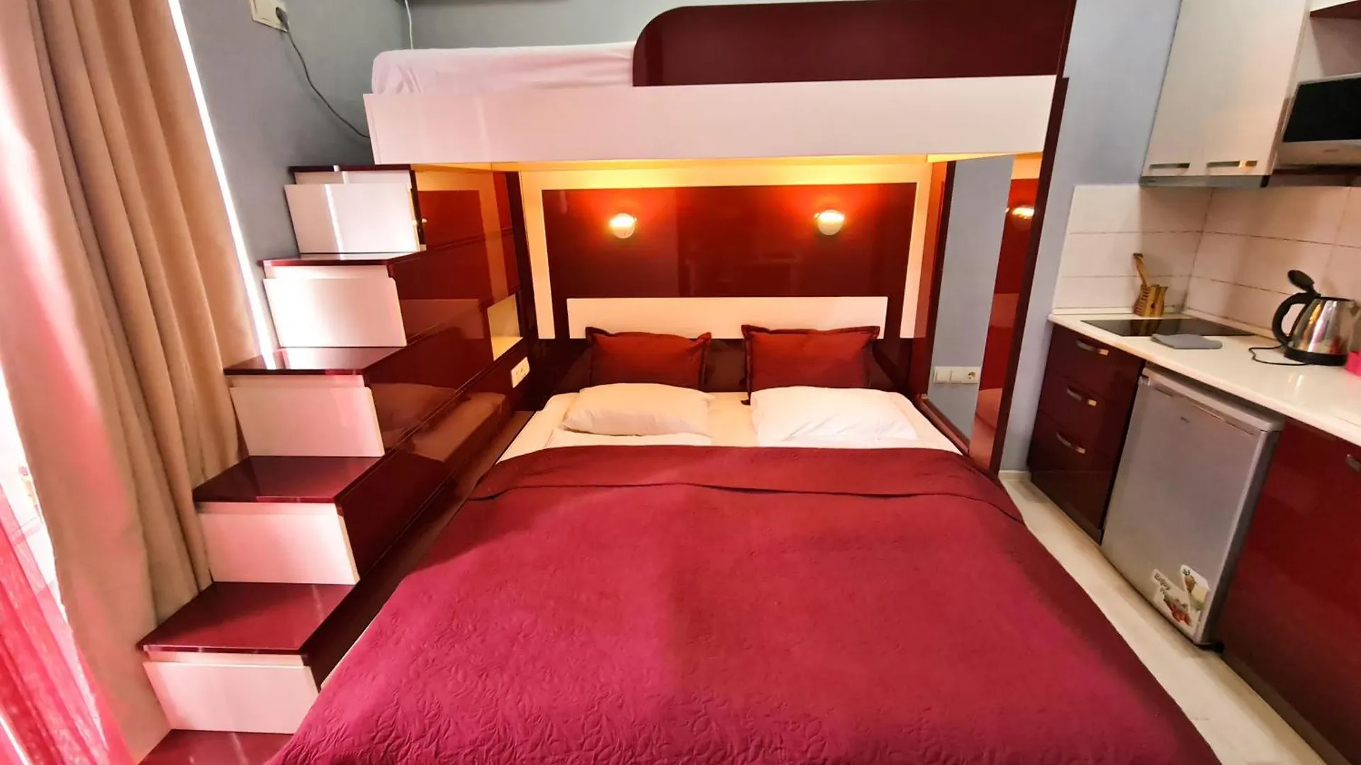 D&D Sea View First Line Apartments Batumi 0*,