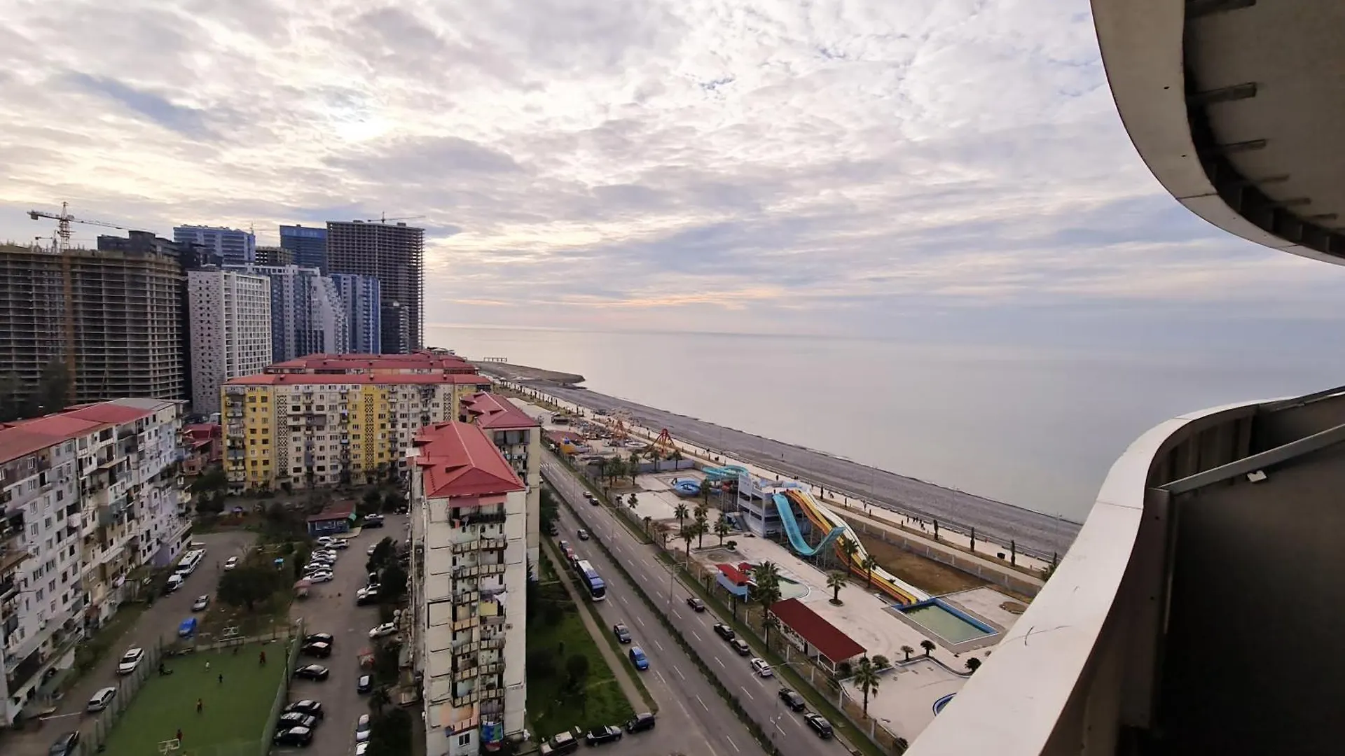 D&D Sea View First Line Apartments Batumi