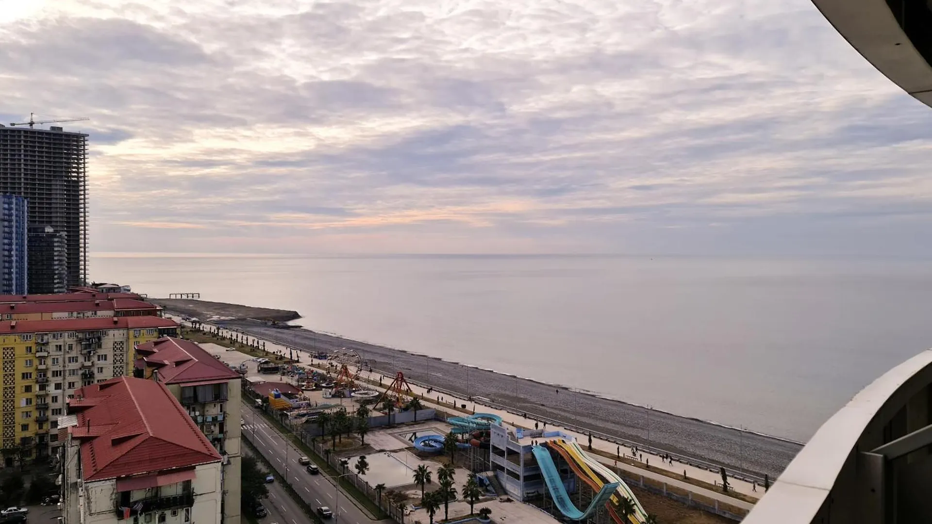 D&D Sea View First Line Apartments Batumi 0*,