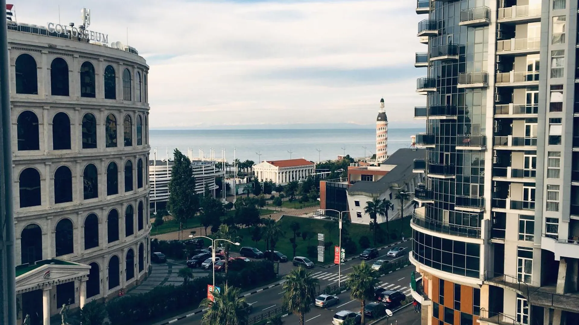 D&D Sea View First Line Apartments Batumi