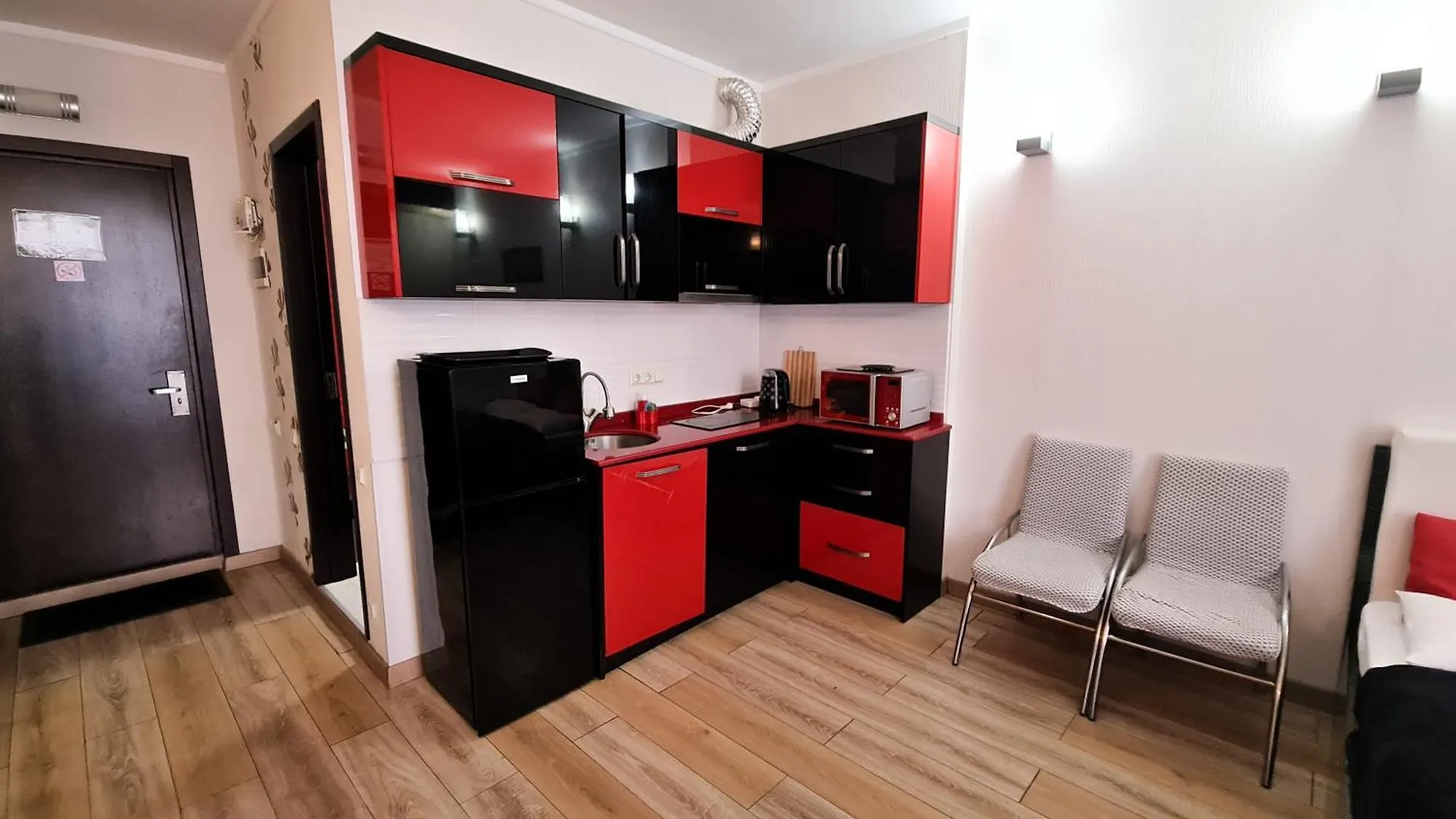 D&D Sea View First Line Apartments Batumi