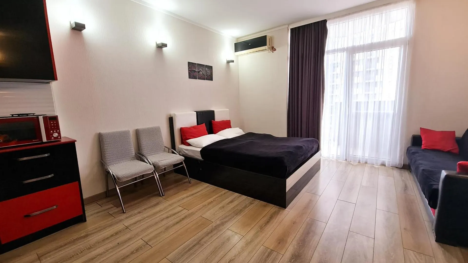 D&D Sea View First Line Apartments Batumi
