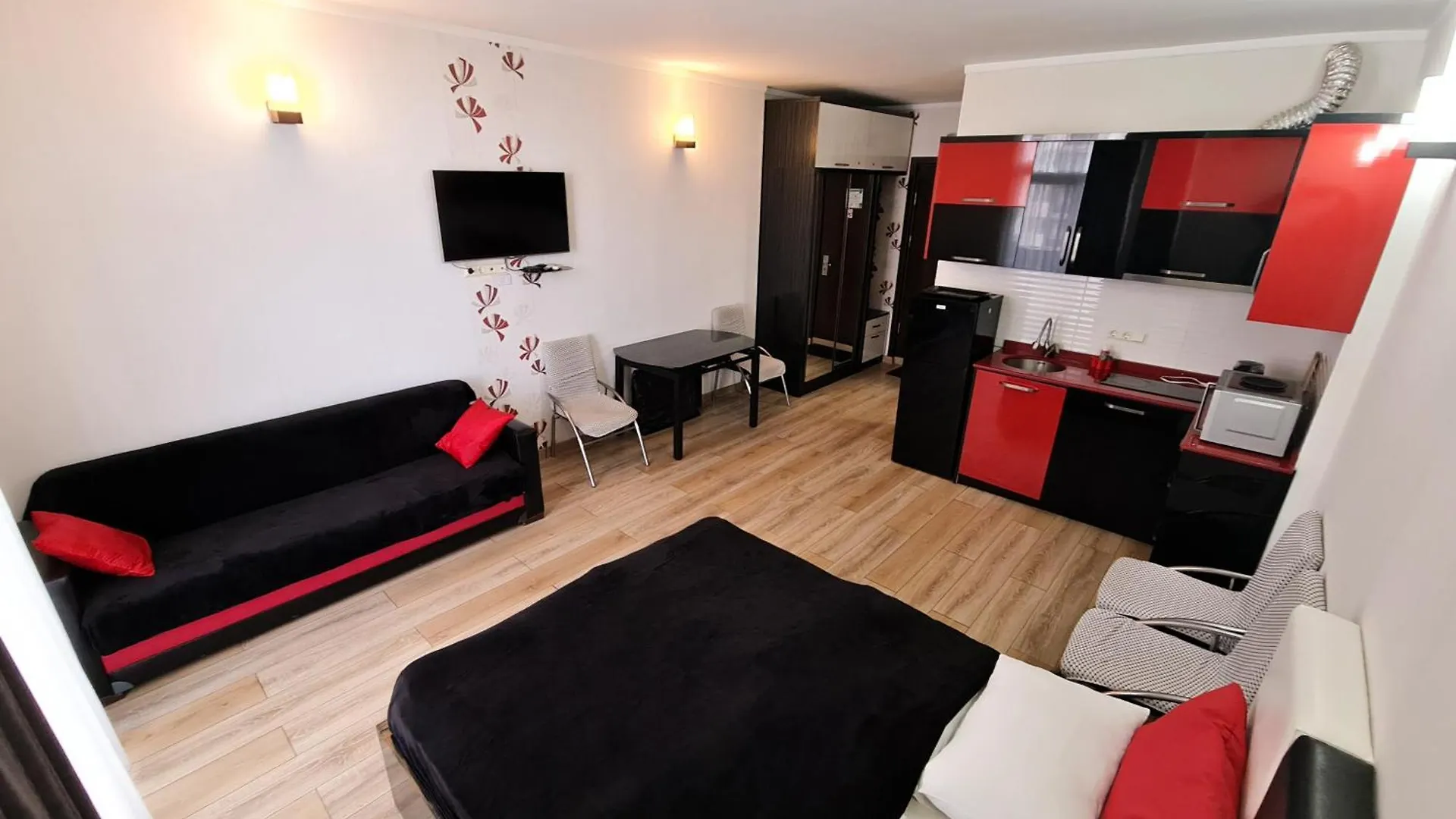 D&D Sea View First Line Apartments Batumi